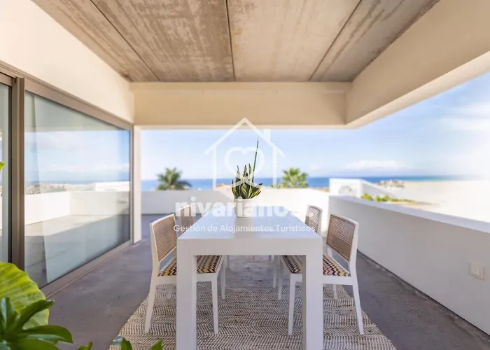 Villa Esperanza Costa Adeje, By Nivariahost Villa