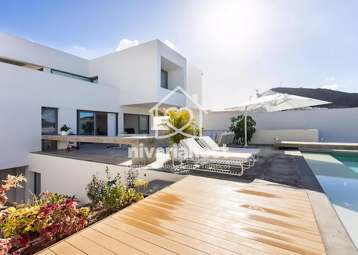 Villa Villa Esperanza Costa Adeje, By Nivariahost