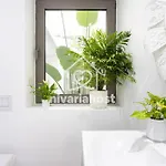 Esperanza Costa Adeje, By Nivariahost