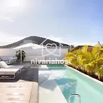 Esperanza Costa Adeje, By Nivariahost فيلة