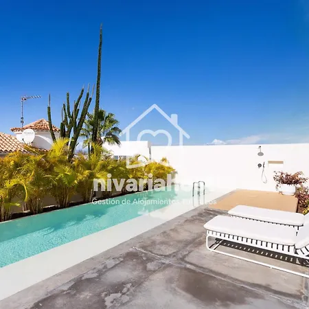 Willa Private Pool & Jacuzzi, Esperanza Costa Adeje (Tenerife)