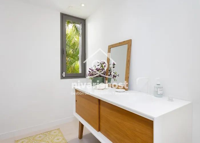 Willa Private Pool & Jacuzzi, Esperanza Costa Adeje (Tenerife)