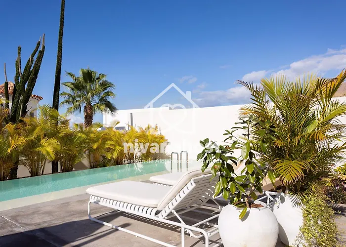 Villa Esperanza Costa Adeje, By Nivariahost * Адехе