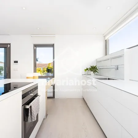 Private Pool & Jacuzzi, Esperanza