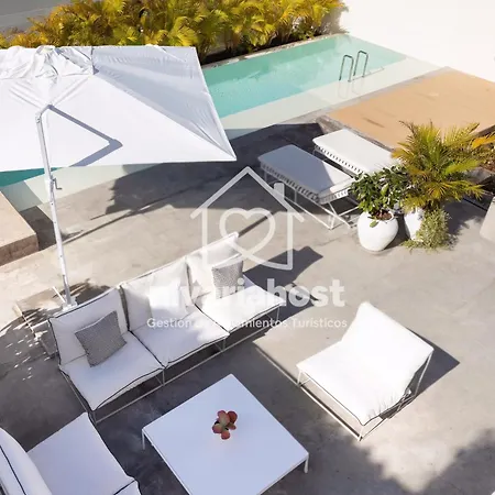 Private Pool & Jacuzzi, Esperanza