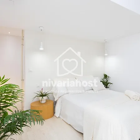 וילה Private Pool & Jacuzzi, Esperanza אדחה