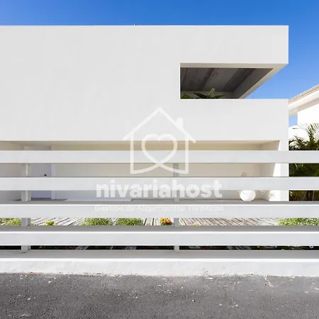 Private Pool & Jacuzzi, Esperanza וילה *