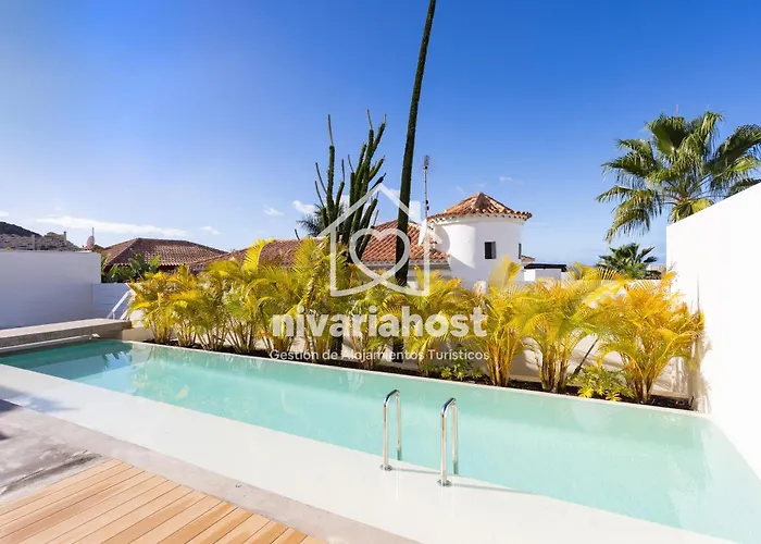 Private Pool & Jacuzzi, Esperanza ヴィラ アデヘ